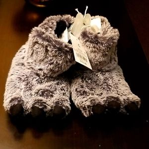 Never worn kids house shoes